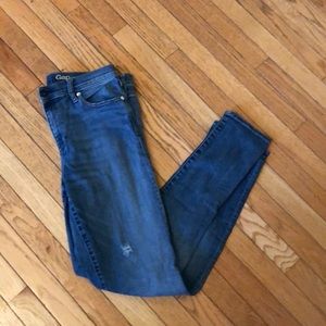 Gap Jeans, light distress